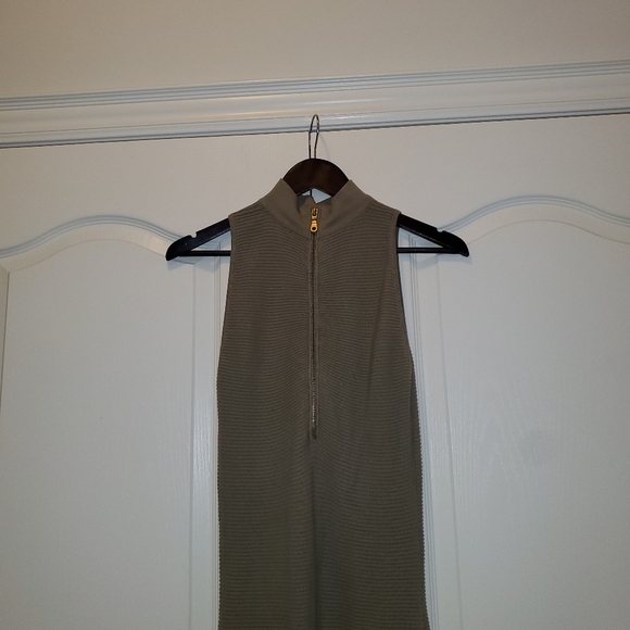 Olive - Picture 2 of 2